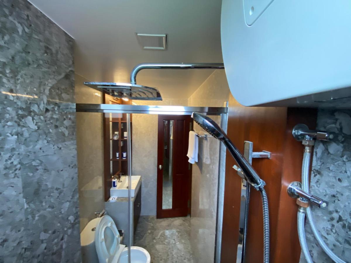Luxury 3 Room Apartment By Oboe Male Exterior photo